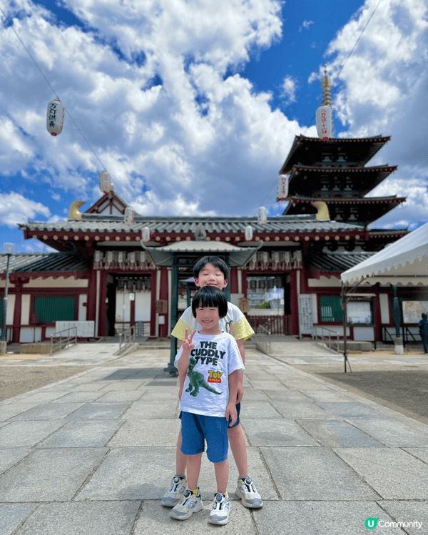 今年暑假我們一家去了日本旅行，為兩兄弟留低不同回憶，適逢哥哥...