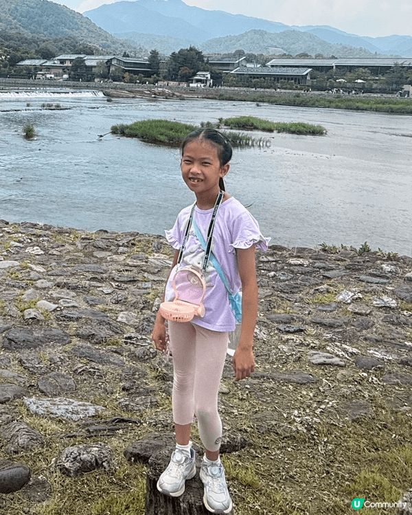 今個暑假去了奈良餵鹿，小鹿好可愛呀！又去了京都旅遊觀光，還在...