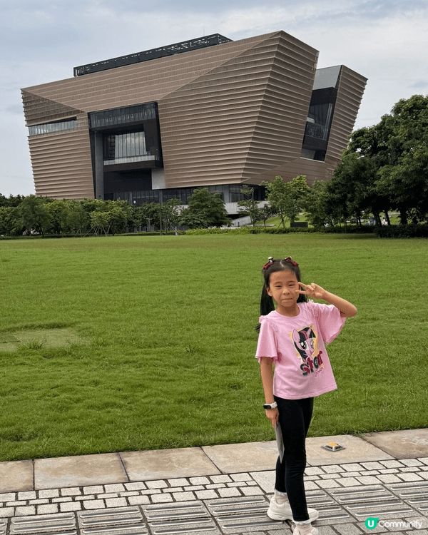 今個夏天去了故宮博博參觀，認識到不同的文物。還到了日本旅遊參...
