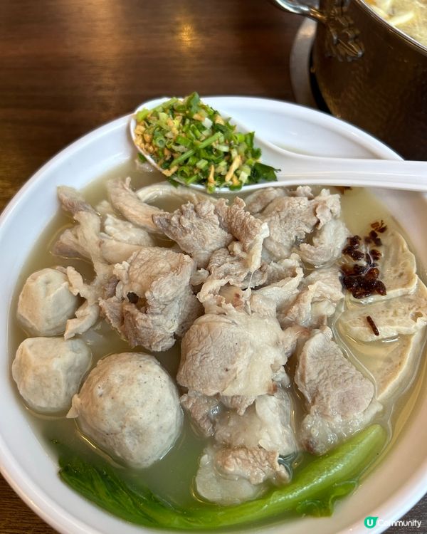 上次去了銅鑼灣新開的王府潮汕牛肉火鍋餐廳