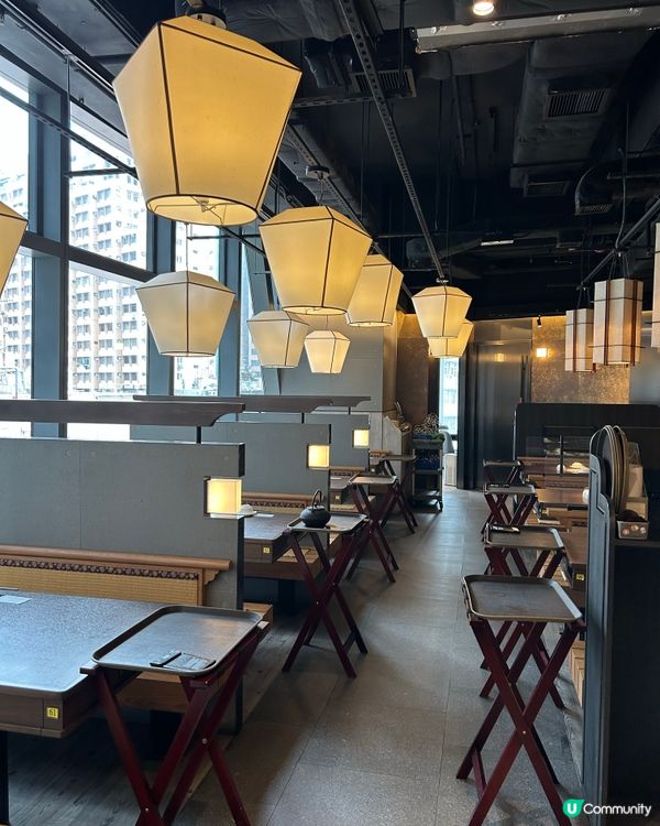 上次去了銅鑼灣新開的王府潮汕牛肉火鍋餐廳