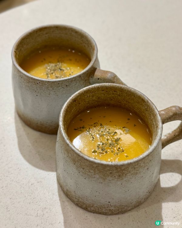 約閨蜜唔使理由,清新cafe+開心果提拉米蘇就夠夠！
