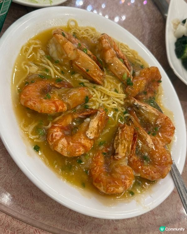 乳豬套餐半圍，六人份，好抵食，食唔晒