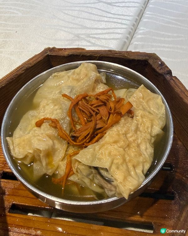 星期日聚會，就係去飲茶傾吓偈