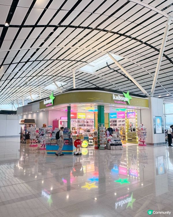 🛬🍹☕️🍽️🇭🇰香港國際機場的 13-21 號閘口