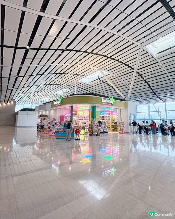 🛬🍹☕️🍽️🇭🇰香港國際機場的 13-21 號閘口