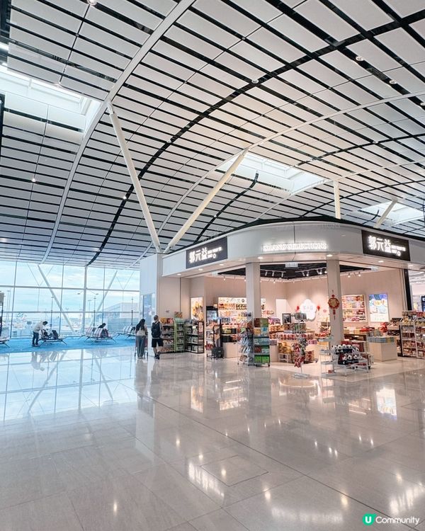 🛬🍹☕️🍽️🇭🇰香港國際機場的 13-21 號閘口