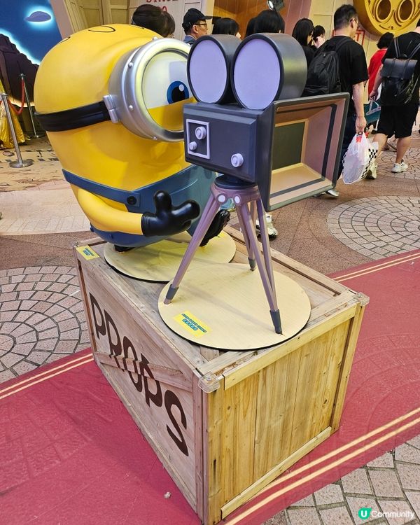 時代廣場的 Minions 迷你兵團展覽來到最後一日（8月3...