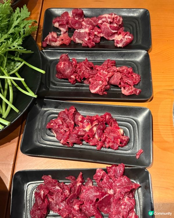 喺東門任食牛肉$78一位，加$15牛骨湯底，