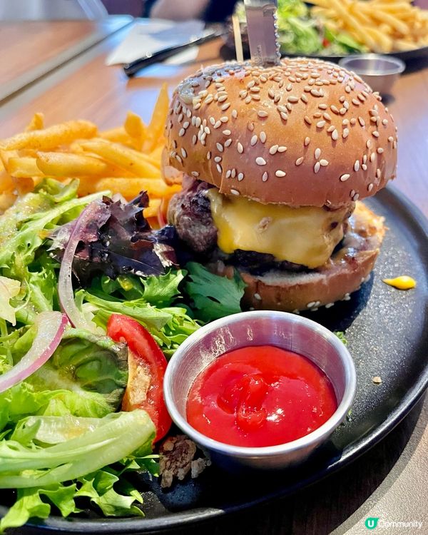 開學前要食 flat iron