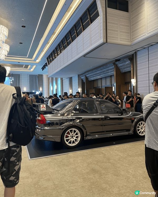 香港車仔展匯聚上萬款精緻模型車與 1:1 實體真車，並設有栩...