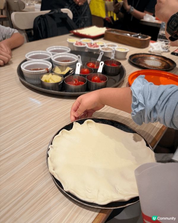 週末放電好去處！小朋友去Pizza Hut化身小小廚師，親手...