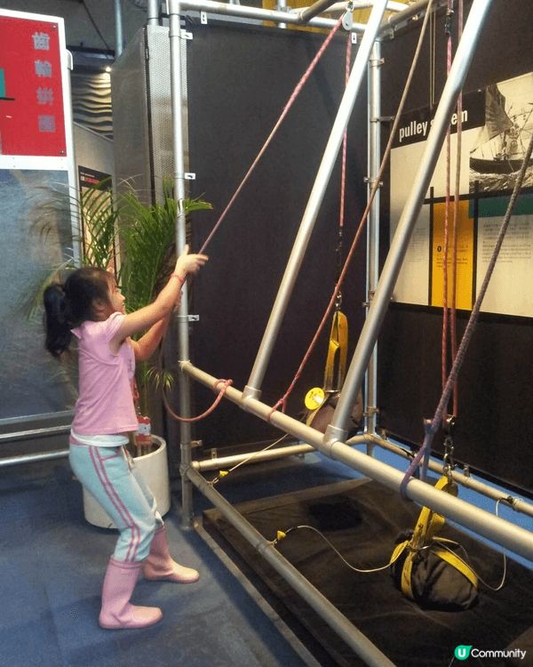 香港科學館是香港一處集富趣味、教育與互動於一身的頂尖科普學習...