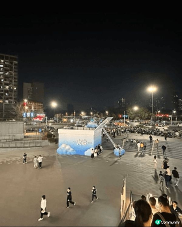 親子嘅好去處，我推介位於離深圳大約半小時車程嘅「大運中心」站...