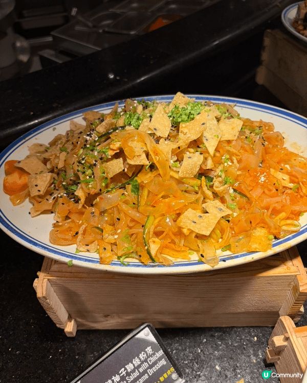 第一次去迪士尼酒店食自助餐體驗非常好招呼周到加上有迪士尼公仔...