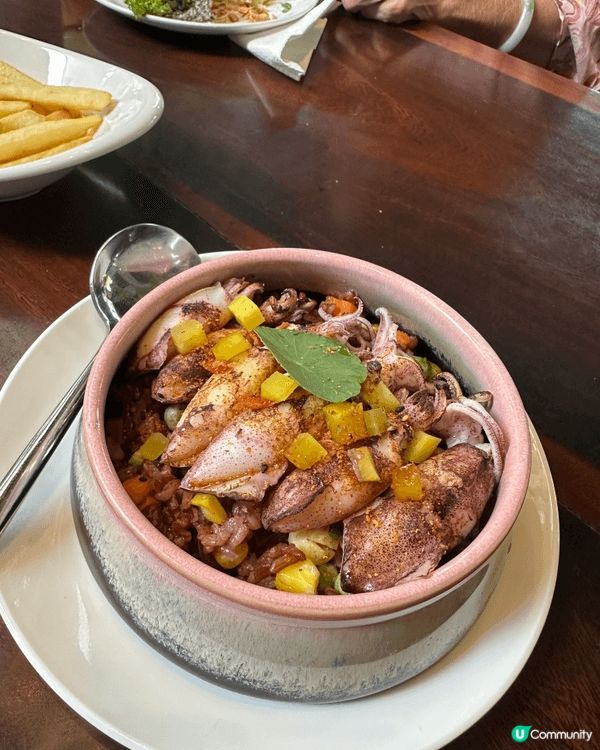 最鍾意就係食嘢，無論喺香港或者去旅行都好，都好鍾意食唔同類型...