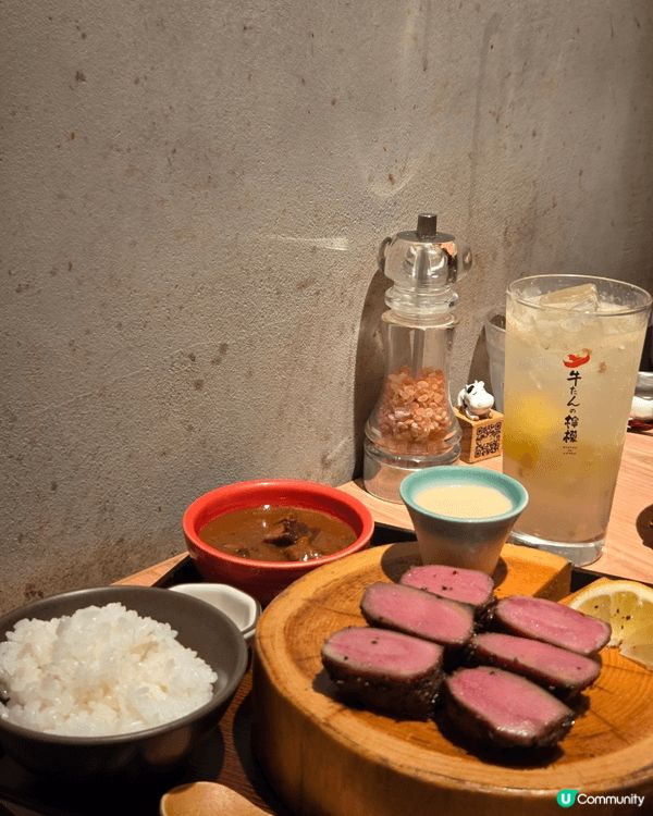 一次簡單既日本旅行，由壽司打頭陣，再tea time飲番杯抹...