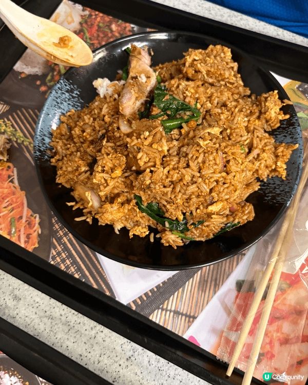 旺角街市泰風佳泰國菜，佢嘅海南雞好好味好滑，今日食咗青咖喱炸...