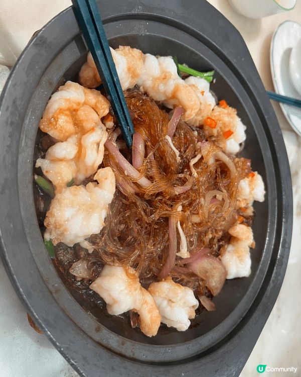 觀塘綠茶餐廳，位於地鐵站上蓋地點方便，食物美味環境舒適，值得...