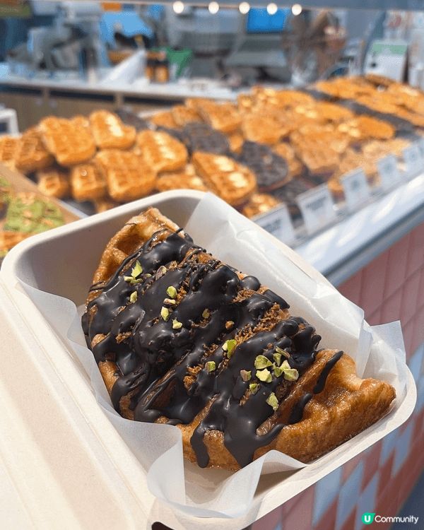 韓國必食🇰🇷碳水天堂一定係每日食麵包食甜品，仲有新鮮嘅甜辣炸...