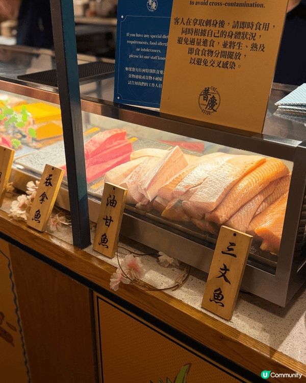自助晚餐以【西班牙美食市集】為主題，以巴塞隆拿著名的既La ...