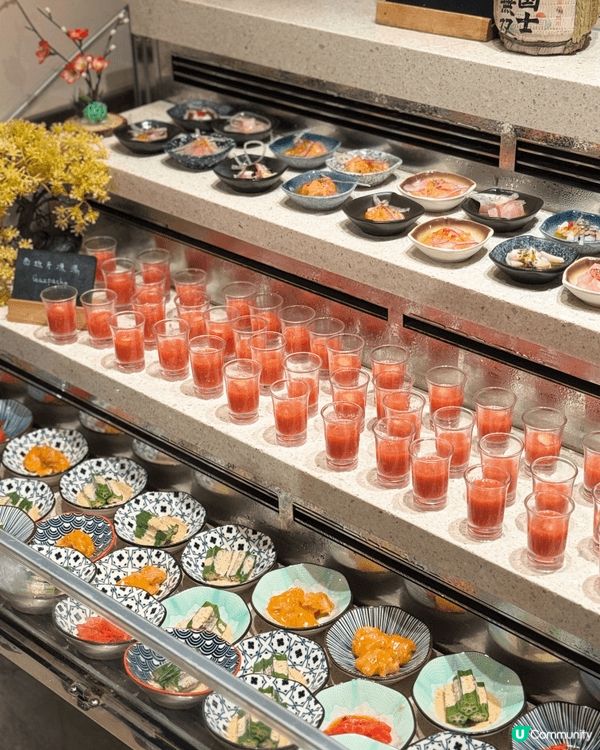 自助晚餐以【西班牙美食市集】為主題，以巴塞隆拿著名的既La ...