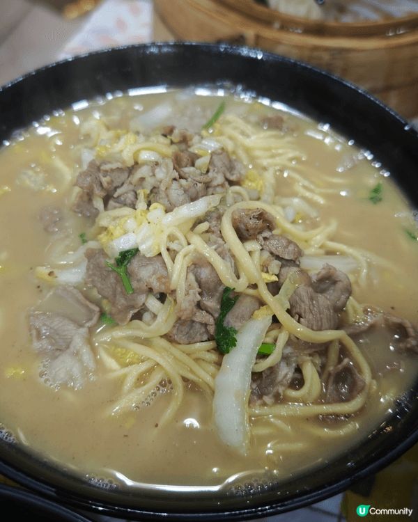 開業多年嘅老字號手拉麵小廚，終於有機會食到佢嘅小籠包，好有傳...