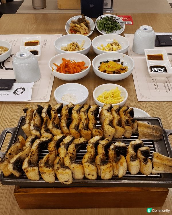 釜山地道美食，肥美燒白膳，海女海鮮湯麵，燒烤扇貝，辣炒年糕，...