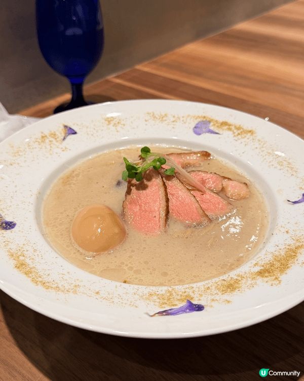 大阪難波呢間鴨肉餐廳主打精緻但唔造作嘅鴨肉料理，從濃厚系拉麵...