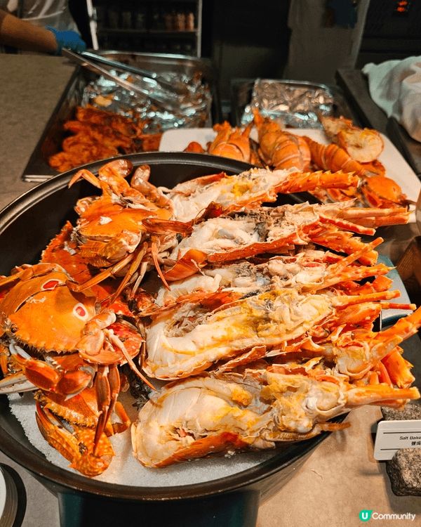 ​呢幾張相真係引死人！本身超鍾意食海鮮同牛，啲龍蝦同蟹腳望落...