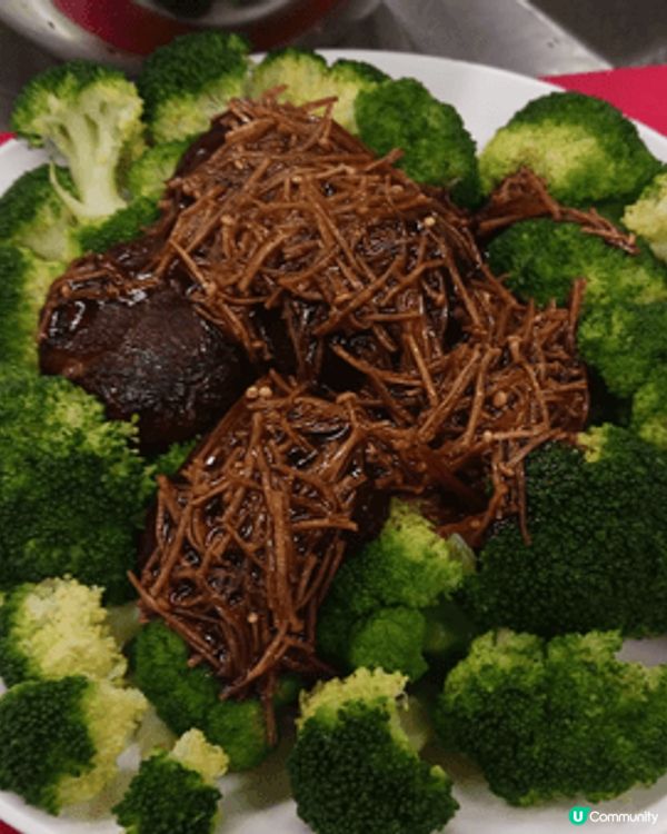 我係對於飲食方面呢好有要求同埋好一好奇嘅人,所以呢我呢四張相...