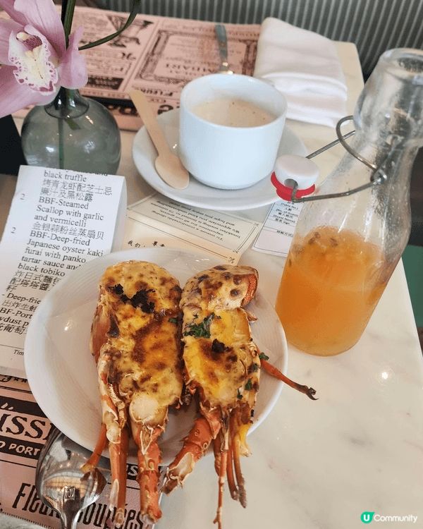 龍蝦很鮮味,好食,蝦肉爽口, 新鮮,飲品鮮甜夠凍,厨藝出色