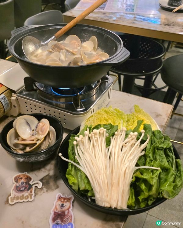 尖沙咀「大富蠔」, 除咗生蠔出名, 火焰啦啦煲(卜卜蜆)都好...
