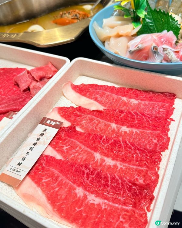 肉類海鮮都高質嘅火鍋放題