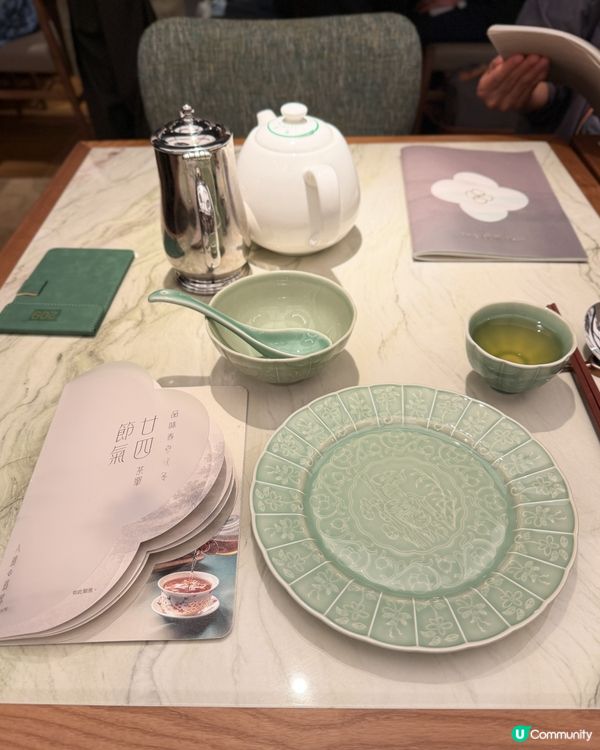 八月頭先開嘅｢八玥翡翠｣,係間現代新派粵菜食府,主打精緻點心...