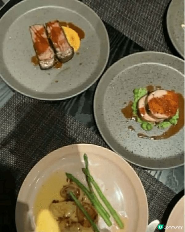 香港東隅酒店的 FEAST (Food by EAST) 餐...