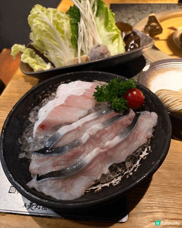 好耐都冇去湊湊火鍋食午飯，咁岩要去附近買野，就試下一人半自助...