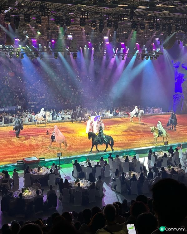 謝謝邀請欣賞了Cavalluna 昨晚首場精彩大型馬術劇場匯...