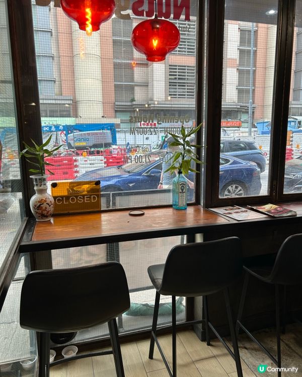 昨晚在啓德體藝館欣賞匯演,中午在附近土瓜灣有間人氣cafe ...