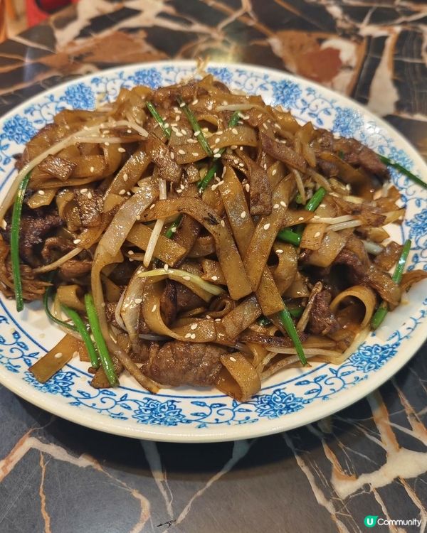【地道風味 の 美富菜館海鮮蒸氣火鍋】