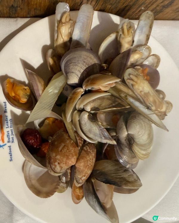 深圳東門領先任食海鮮，生蠔，小龍蝦，大閘蟹三點蟹角色貝類