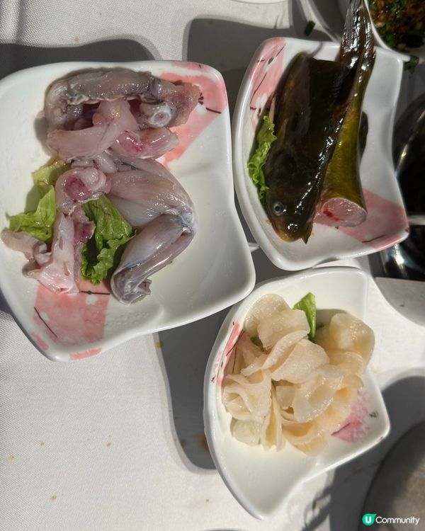 深圳東門領先任食海鮮，生蠔，小龍蝦，大閘蟹三點蟹角色貝類