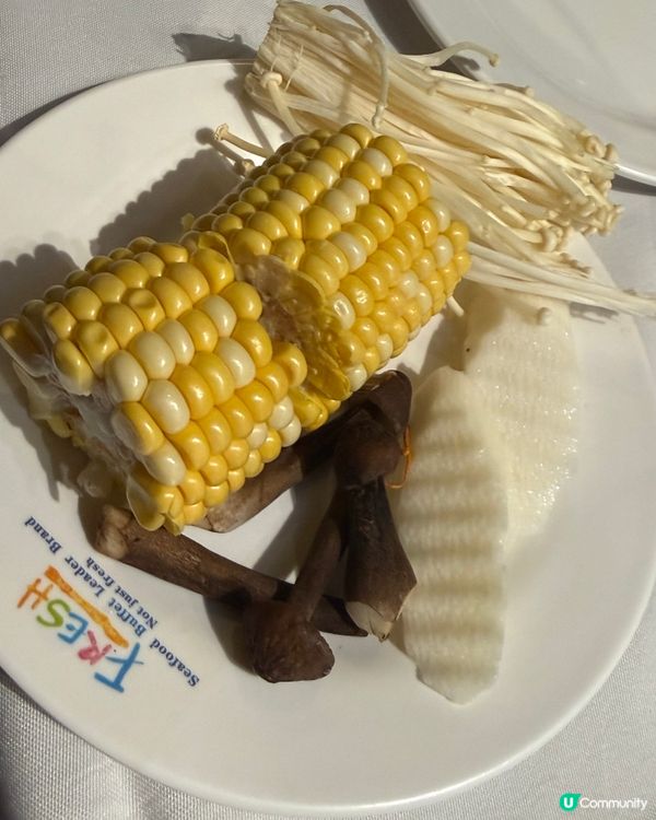 深圳東門領先任食海鮮，生蠔，小龍蝦，大閘蟹三點蟹角色貝類
