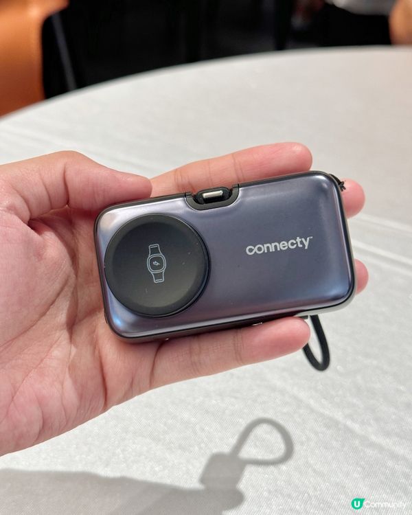 ✅ 5000mah 四合一流動電源， 充住追劇📱✈️