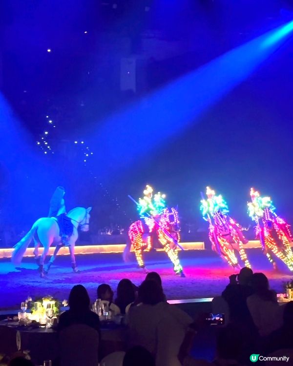 值回票價！CAVALLUNA馬術劇場 🐎