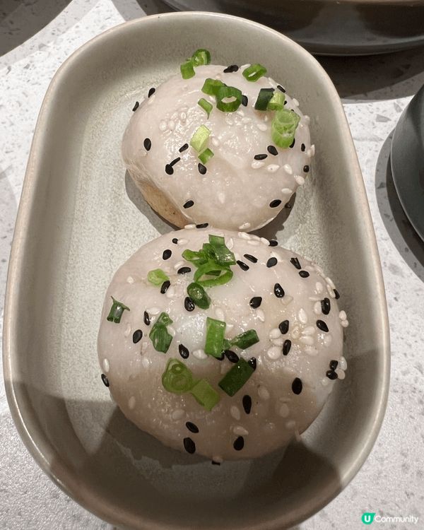 與朋友歡聚，少不免便一齊分享美食，介紹下堅信號，有招牌生煎包...
