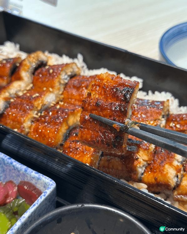 蒲燒原條鰻魚三食一匹同A4和牛壽喜燒定食 兩個都有配菜、麵豉...