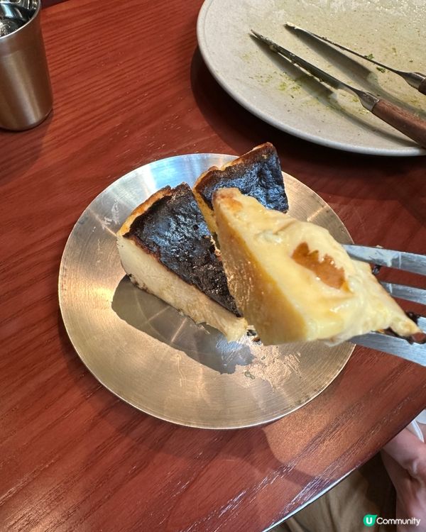 雅致木系Cafe 📖🍰🍷