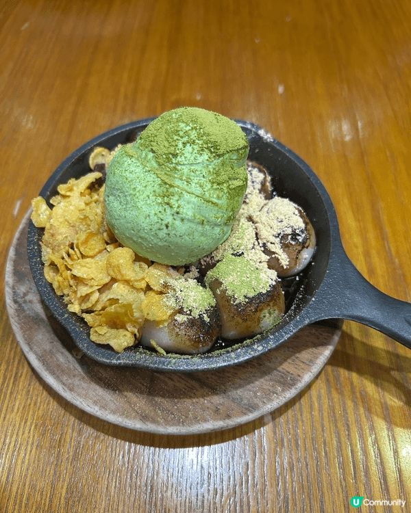 嗰日同friend喺馬鞍山食完飯，諗住轉場食甜品，竟然俾我搵...