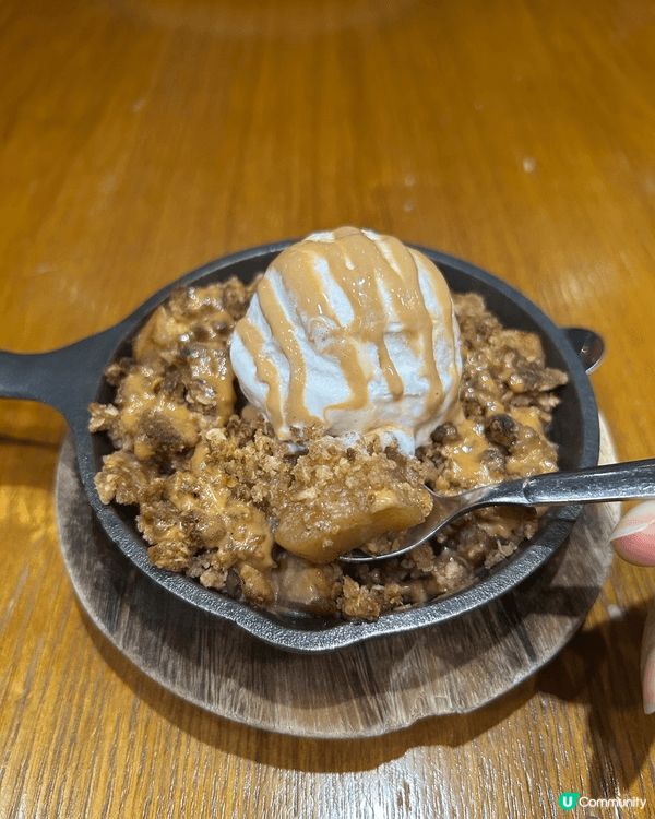 嗰日同friend喺馬鞍山食完飯，諗住轉場食甜品，竟然俾我搵...